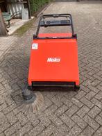 Veegmachine Hako, Ophalen