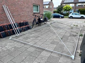 Prachtige complete stoffen partytent 3x4, kleur taupe beschikbaar voor biedingen