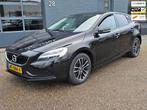 Volvo V40 2.0 T2 Nordic+ TREKHAAK CAMERA STANDKACHEL DEALER, Auto's, Volvo, Voorwielaandrijving, 65 €/maand, Gebruikt, 4 cilinders