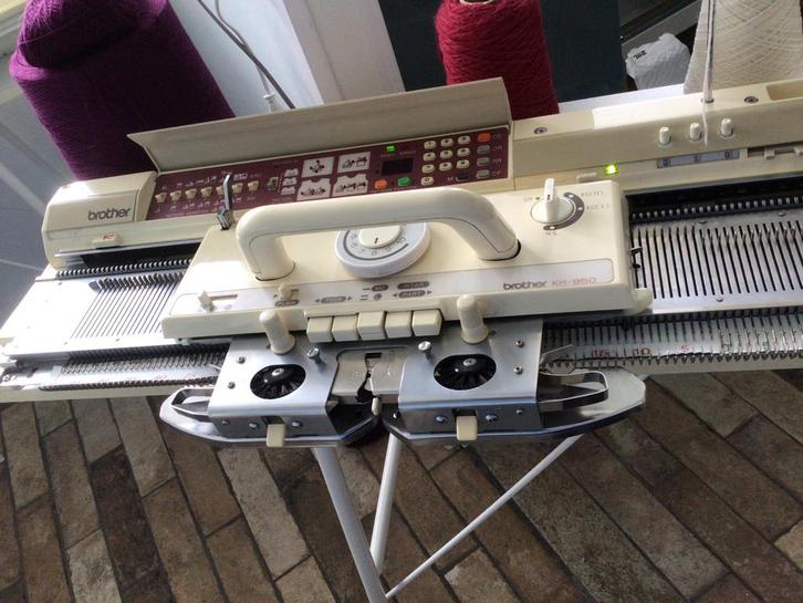 Brother KH-950 Elektronische Breimachine enkelbed, Hobby en Vrije tijd, Breien en Haken, Gebruikt, Breien, Ophalen