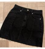 Spijkerrok bershka maat S zwart, Kleding | Dames, Rokken, Zwart, Zo goed als nieuw, Maat 36 (S), Boven de knie