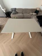 IKEA bureau - TROTTEN - 120x70cm, Huis en Inrichting, Bureaus, Ophalen, In hoogte verstelbaar, Zo goed als nieuw, Stabureau