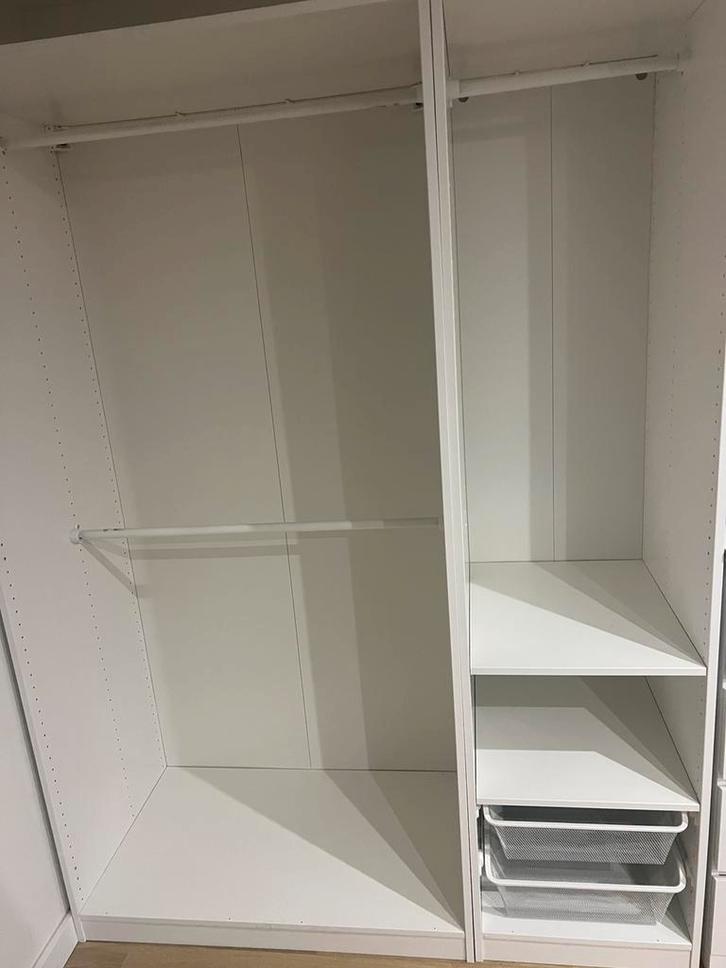 Zeer nette IKEA pax kast., Huis en Inrichting, Kasten | Kledingkasten, Zo goed als nieuw, 200 cm of meer, 100 tot 150 cm, 25 tot 50 cm