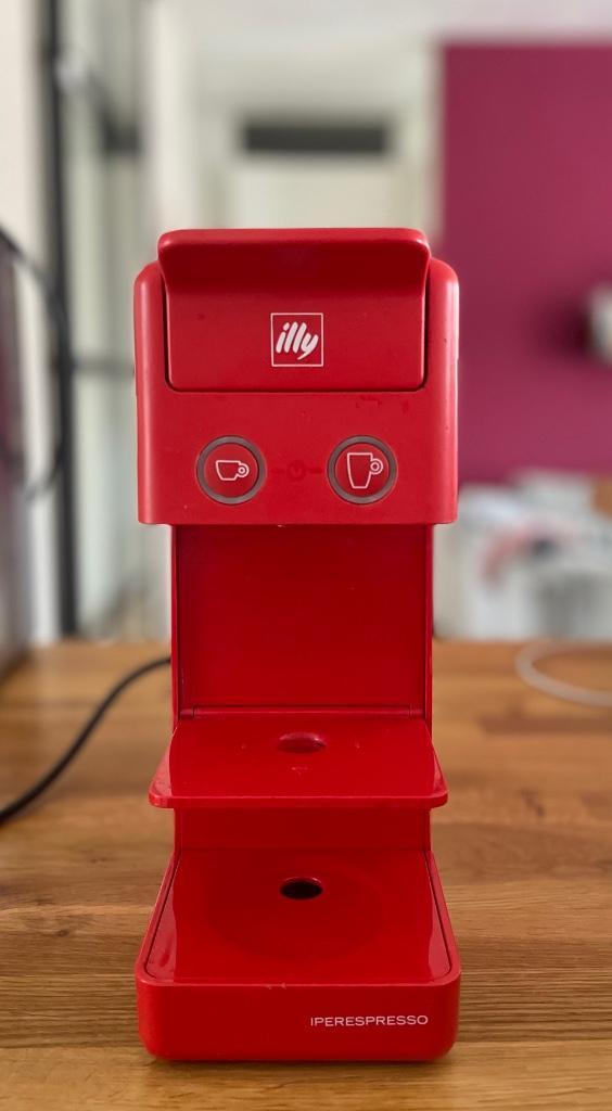 Rode illy Y3 iperespresso espressomachine, Witgoed en Apparatuur, Koffiezetapparaten, Zo goed als nieuw, Koffiepads en cups, Espresso apparaat