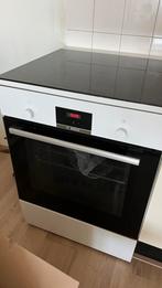 Inductie fornuis Bosch, Witgoed en Apparatuur, Fornuizen, Ophalen, 4 kookzones, Zo goed als nieuw, Energieklasse A of zuiniger