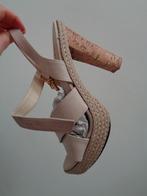 Ab Donkers crème leren sandalen, maat 39, Ab Donkers, Ophalen of Verzenden, Zo goed als nieuw, Schoenen met hoge hakken