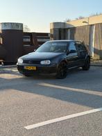 Zeer mooie Volkswagen Golf 4 2.0 Pacific, Highline, 5 deurs!, Voorwielaandrijving, Stof, Zwart, 4 cilinders