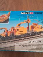 KIBRI 16082 HO SPOOR KRAAN EN BOVENLEDING WAGEN, Hobby en Vrije tijd, Modeltreinen | H0, Overige merken, Gelijkstroom of Wisselstroom