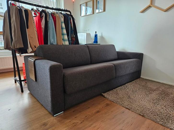 Luxe slaapbank met bamboe matras, Huis en Inrichting, Slaapkamer | Slaapbanken, Zo goed als nieuw, 160 cm, Tweepersoons, Ophalen of Verzenden