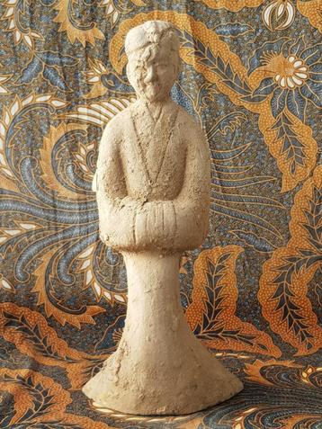 Man in kimono zwaar antiek terracotta beeld uit China 41 cm. beschikbaar voor biedingen