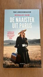 De naaister uit Parijs (The Dressmaker) (Special Reefman 201, Ophalen of Verzenden, Zo goed als nieuw, Nederland, Rosalie Ham