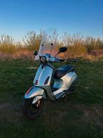 Vespa sprint geel kenteken 50cc, Ophalen, Gebruikt, Maximaal 45 km/u, Vespa S