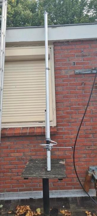 5/8 fm antenne  beschikbaar voor biedingen