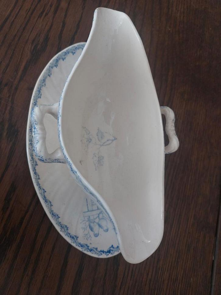 Antieke Sauskom met Onderbord, Antiek en Kunst, Antiek | Porselein, Ophalen of Verzenden