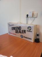 Officiële dealer bord piaggio  /gilera  /lichtbak, Ophalen, Piaggio, Piaggio, Overige typen