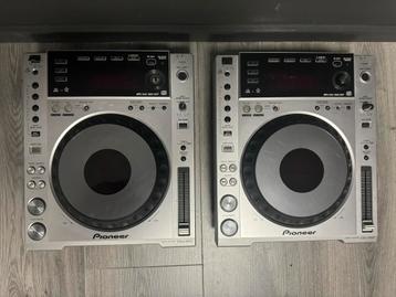 Pioneer CDJ 850 beschikbaar voor biedingen