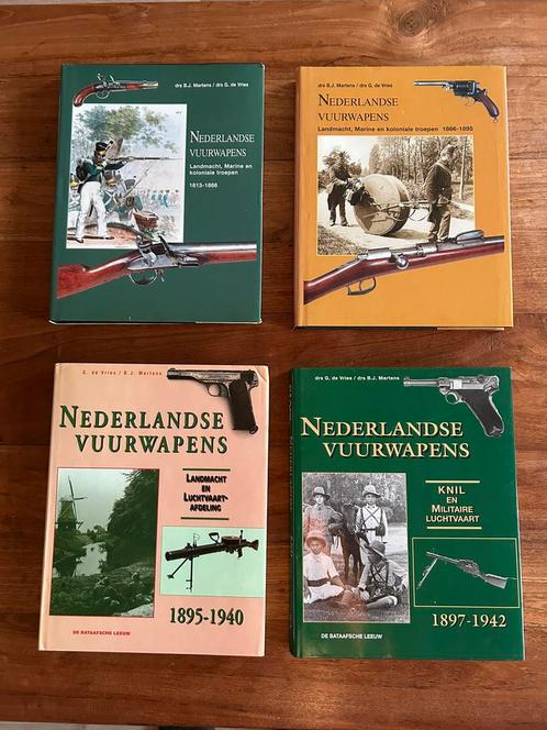 Nederlandse vuurwapens, Boeken, Oorlog en Militair, Zo goed als nieuw, Algemeen, Ophalen of Verzenden