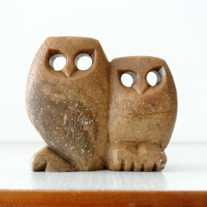 uit steen gehouwen vintage UILTJES presse-papier brutalist, Verzamelen, Beelden en Beeldjes, Gebruikt, Dier, Ophalen of Verzenden