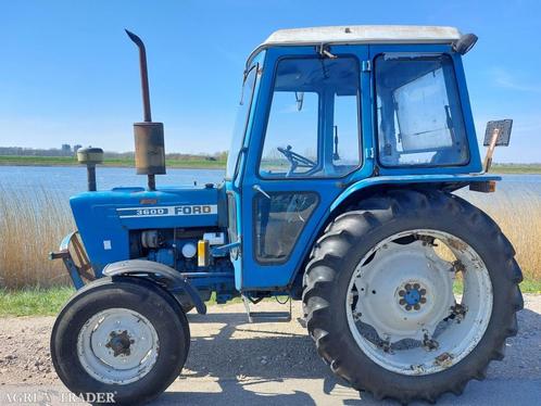 Ford 3600  met stuurbekrachtiging, Zakelijke goederen, Agrarisch | Tractoren, 7500 tot 10000, Ford, tot 80 Pk, Gebruikt, Ophalen of Verzenden