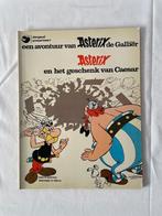 Asterix en het geschenk van Caesar, Gelezen, Eén stripboek, Ophalen of Verzenden, Goscinny & Uderzo