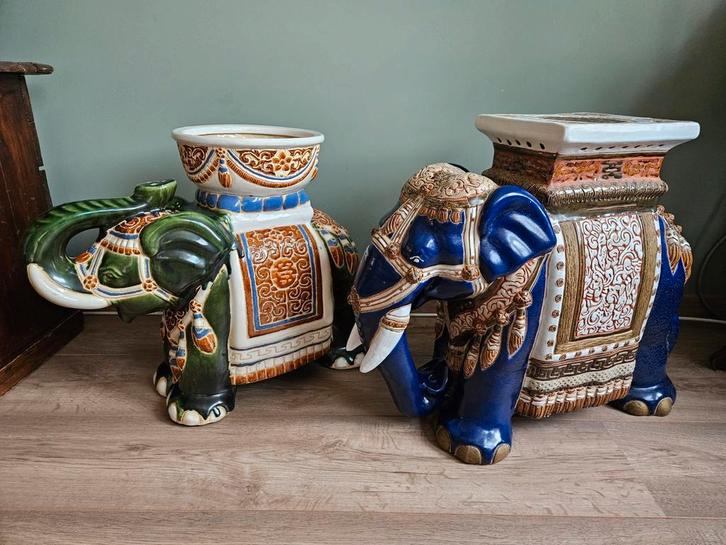 Twee vintage olifanten van keramiek, groot, plantentafel, Huis en Inrichting, Woonaccessoires | Zuilen en Pilaren, Gebruikt, Ophalen