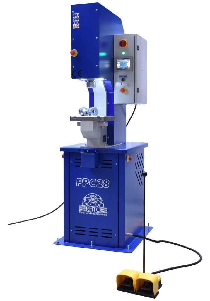 C-frame pers 28 T, Zakelijke goederen, Machines en Bouw | Metaalbewerking, Ophalen