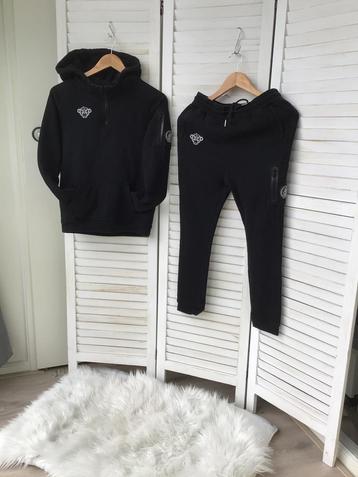 Black Bananas maat 164 set beschikbaar voor biedingen