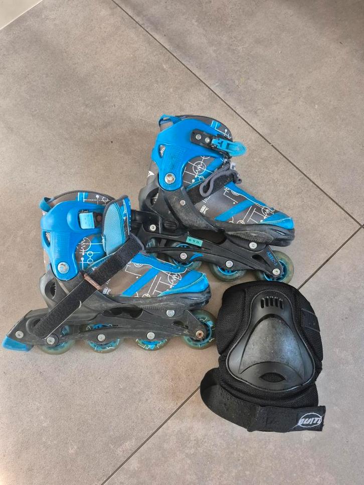 Rolschaatsen met knie bescherming, Sport en Fitness, Skeelers, Gebruikt, Inline skates 4 wielen, Overige merken, Kinderen, Verstelbaar