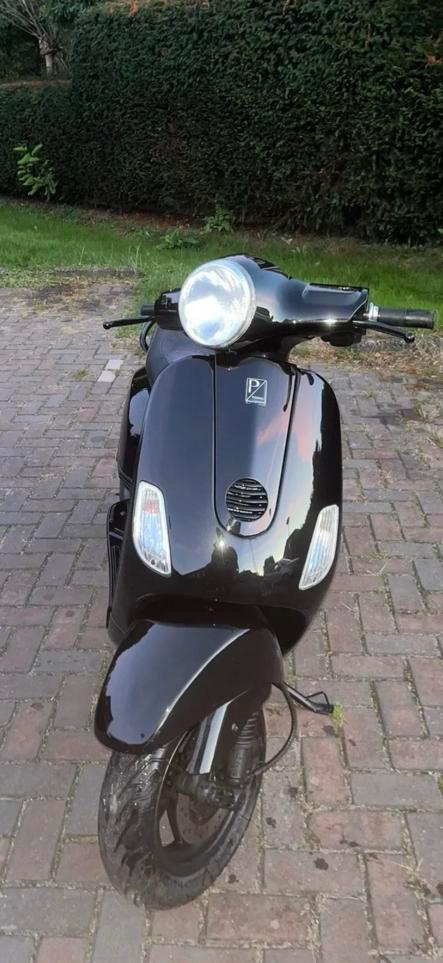 Vespa lx bromplaat 125cc skr blok gereviseerd, Fietsen en Brommers, Scooters | Vespa, Gebruikt, Vespa LX, Ophalen
