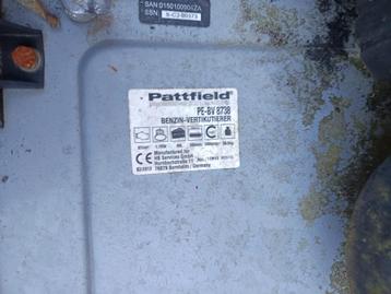 verticuteer machine pattfield benzine 4-takt beschikbaar voor biedingen