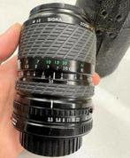 Sigma Zoom-E 1:3.5-4.5 f= 28-70 Multi-Coated + Canon adapt., Ophalen of Verzenden, A, Lens of Lenzen, A