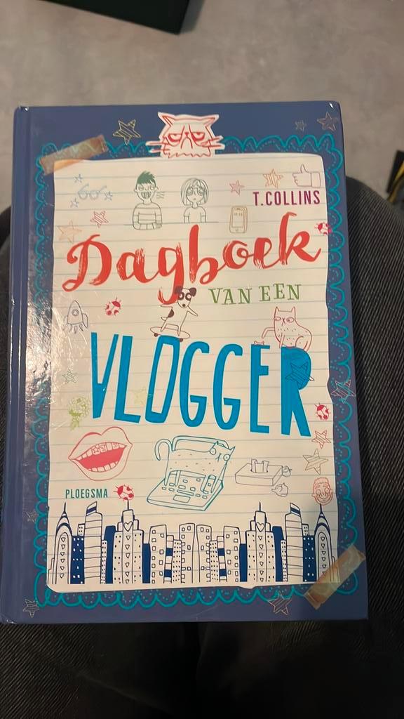 Tim Collins - Dagboek van een vlogger, Boeken, Kinderboeken | Jeugd | 10 tot 12 jaar, Zo goed als nieuw, Ophalen of Verzenden