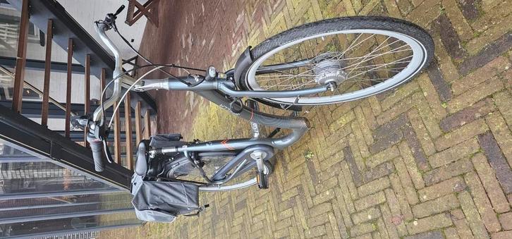 Zeer nette electrische fiets merk stella, Fietsen en Brommers, Fietsen | Dames | Damesfietsen, Zo goed als nieuw, Overige merken