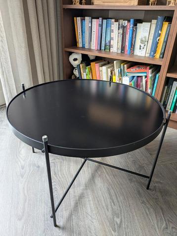 Zuiver salontafel beschikbaar voor biedingen