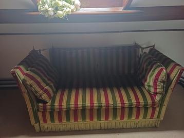 Knole Stijl Sofa beschikbaar voor biedingen