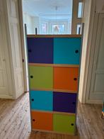 Kewlox kast met kleurtjes, Ophalen, Zo goed als nieuw, Gekleurde design kast