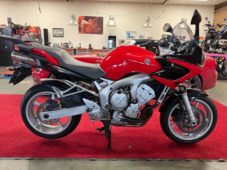 Yamaha Fazer 600 2004 , 38.256 km 1e eigenaar, Motoren, Motoren | Yamaha, Particulier, Toermotor, meer dan 35 kW, 4 cilinders