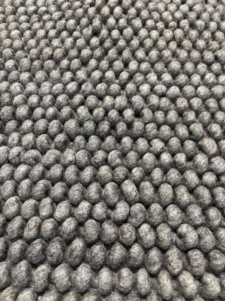 Vloerkleed bolletjes wol Loop  160x230 cm van €798 voor €249, Huis en Inrichting, Stoffering | Tapijten en Kleden, Nieuw, 200 cm of meer
