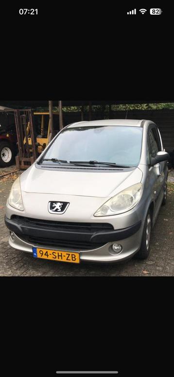 Peugeot 1007 1.6 16V AUTOMAAT Sporty 2-TRONIC 2006 Grijs beschikbaar voor biedingen
