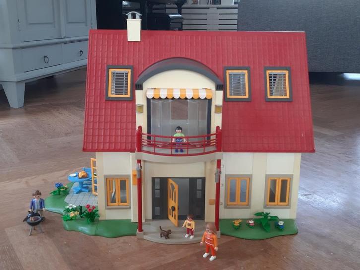 Leuk Playmobil huis met accessoires, Kinderen en Baby's, Speelgoed | Playmobil, Ophalen of Verzenden