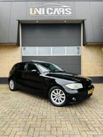 BMW 1-serie 116i High Executive|Leder|Opendak|Sport|New APK, Gebruikt, Zwart, 4 cilinders, 635 kg