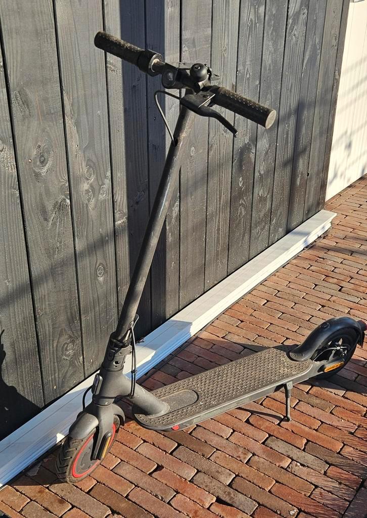 Mi Electric Scooter Pro 2, Fietsen en Brommers, Steps, Zo goed als nieuw, Elektrische step (E-scooter), Ophalen of Verzenden
