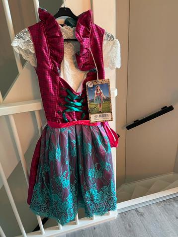 Nieuwe Dirndl Alpenfeuer Maat 40 beschikbaar voor biedingen