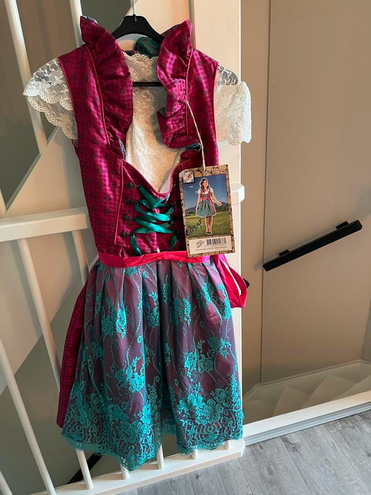 Nieuwe Dirndl Alpenfeuer Maat 40, Kleding | Dames, Carnavalskleding en Feestkleding, Nieuw, Kleding, Overige thema's, Maat 38/40 (M)