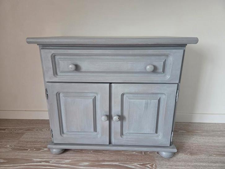 Leuk kastje greywash, Huis en Inrichting, Kasten | Dressoirs, Gebruikt, 50 tot 100 cm, 25 tot 50 cm, Ophalen