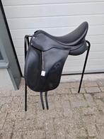 Arena dressuurzadel 18 inch, Dressuur, Ophalen of Verzenden, Zo goed als nieuw