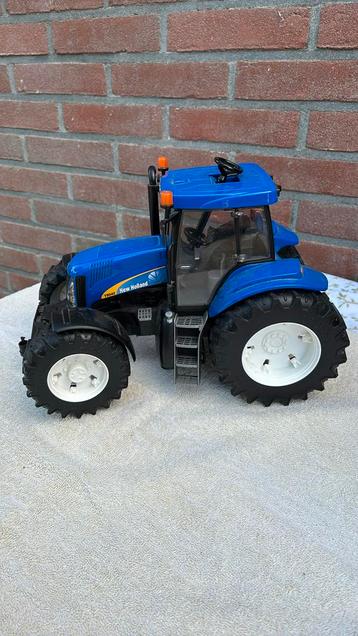 New Holland T8040 beschikbaar voor biedingen
