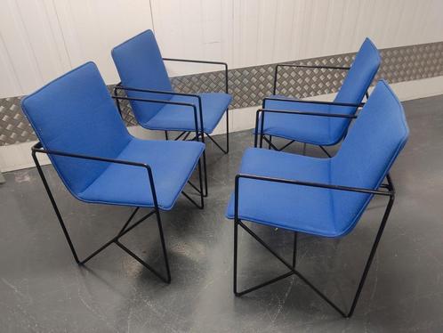 🟠 PAOLA PIVA vintage stoelen eetkamerstoelen draadframe, Huis en Inrichting, Stoelen, Gebruikt, Vier, Metaal, Stof, Ophalen