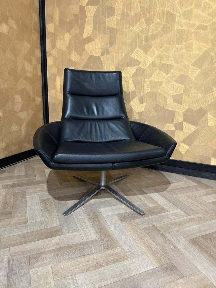 Montis Hugo zwart leer, Huis en Inrichting, Fauteuils, Zo goed als nieuw, Ophalen of Verzenden
