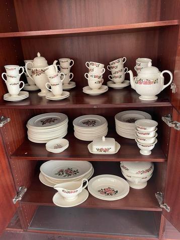 Briar rose wedgewood set 105 delig beschikbaar voor biedingen